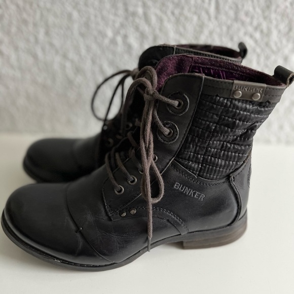 BUNKER Eur 38 Womens 7 Black Lace Up Leather Boots Purple Lining Grunge 90s Funk - Picture 5 of 12